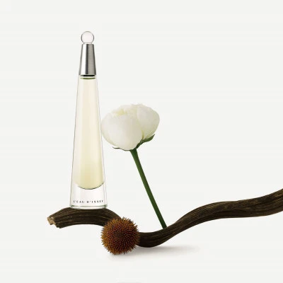 Issey Miyake Coffret L’Eau D’Issey Coffret Pour Femme 6 Issey Miyake Coffret L’Eau D’Issey Coffret Pour Femme – Image 4